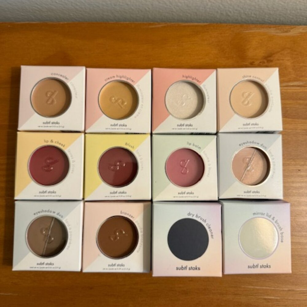 Subtl Stacks Makeup kit